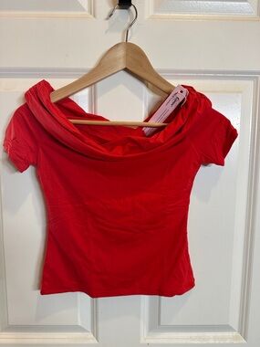 New Red Off-Shoulder Women’s Top